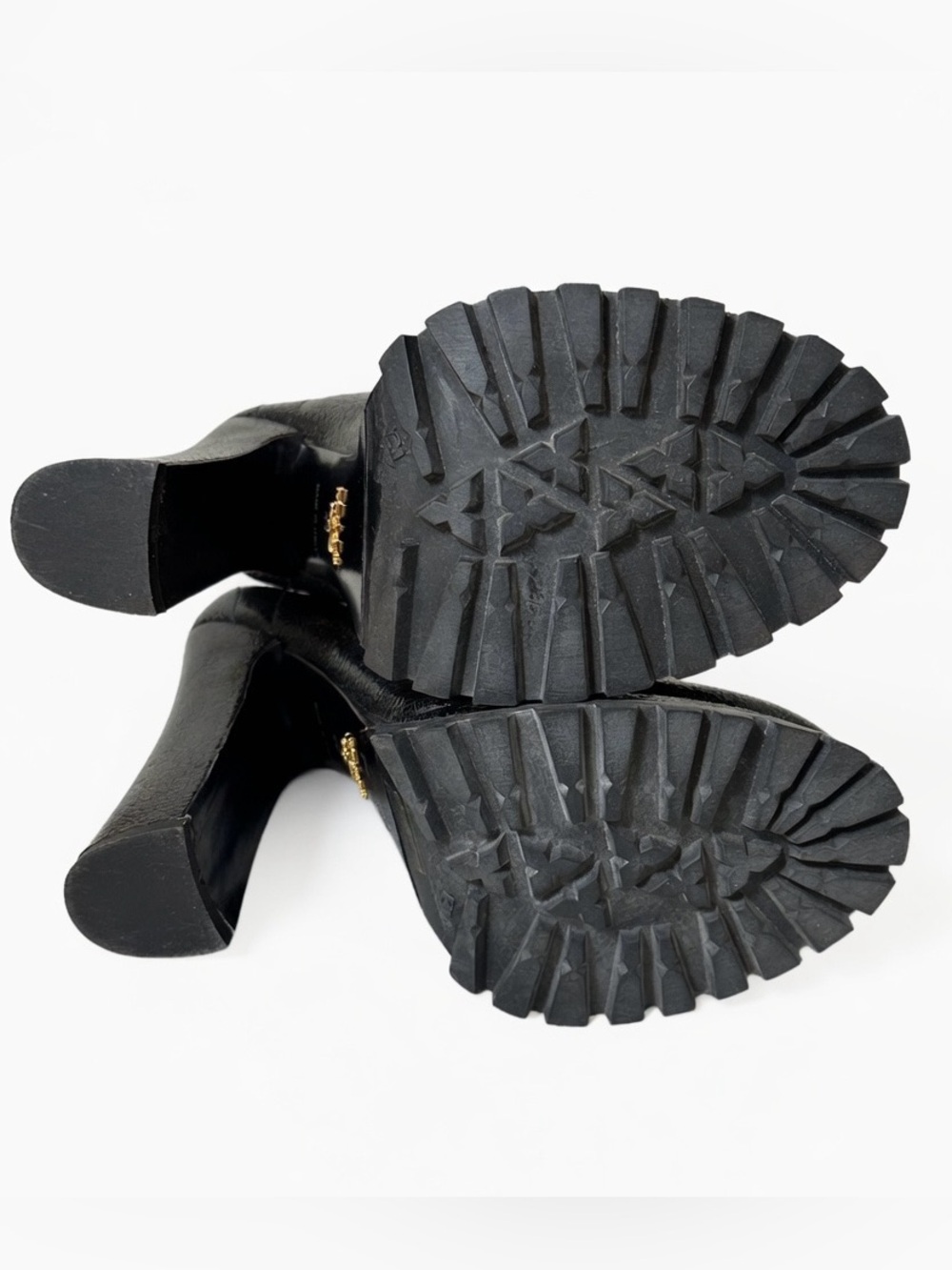 Vintage PRADA Circa 1990’s Black Leather Mary Jane Platform Pumps!
Never Worn!! - Picture 9 of 9